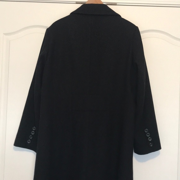 Black button up coat - Picture 3 of 4
